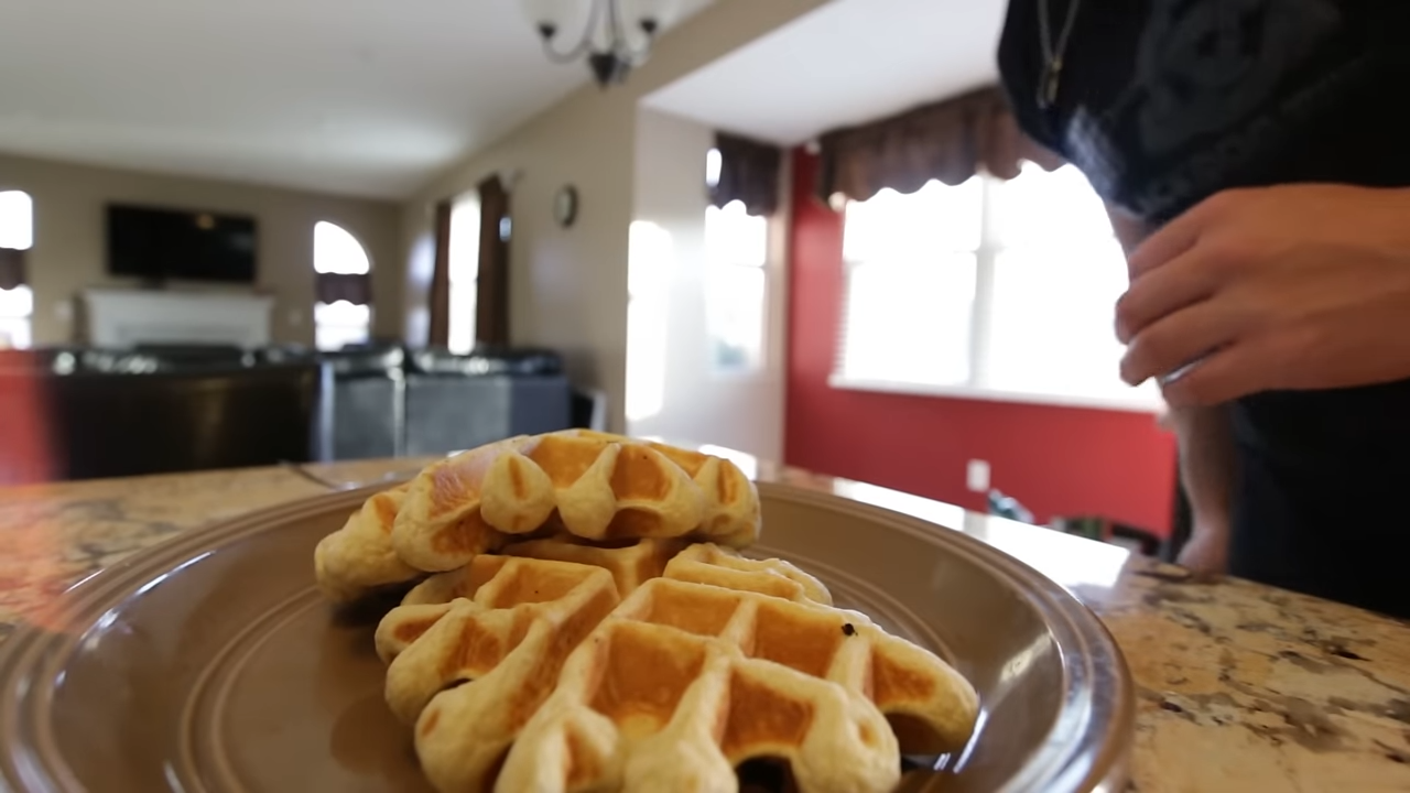 Easy 3 Ingredient Protein Waffles Recipe